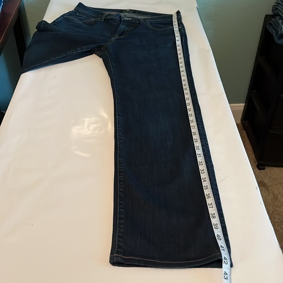 7 For All Mankind Austyn Straight Leg Size 32 - Picture 8 of 16
